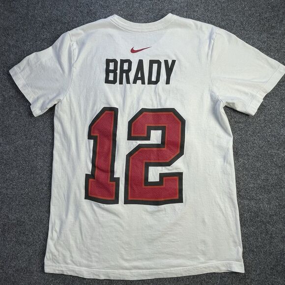 Tampa Bay Buccaneers T-Shirt  Mens Medium Tom Brady Bucs #12 Nike Tee Super Bowl - Picture 7 of 10